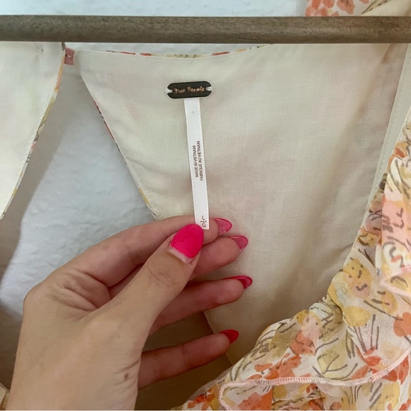 Free People NWT Mabel Ruched Print Blouse Size Large - Picture 8 of 14